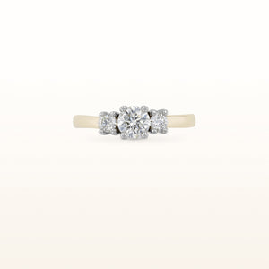 0.84 ctw 3-Stone Diamond Engagement Ring in 14kt Yellow Gold