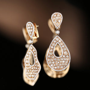 Teardrop Shaped Diamond Dangle Earrings in 18kt Rose Gold