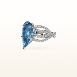 Aquamarine Pear-Shaped Cocktail Ring with Diamonds in 18kt White Gold