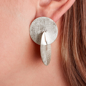 925 Sterling Silver Interlocking Disc Earrings